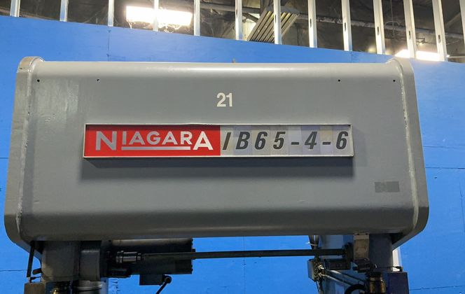 100 Ton, Niagara #IB65-4-6, Hydraulic Press Brake, 3" stroke, 5" adj., 12" Shut Height, 16" x 32" table - Image 9