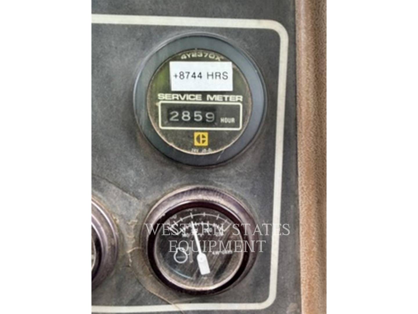 Caterpillar D4HII, 11602 hours, S/N: 9DB04184, 1990 - Image 8