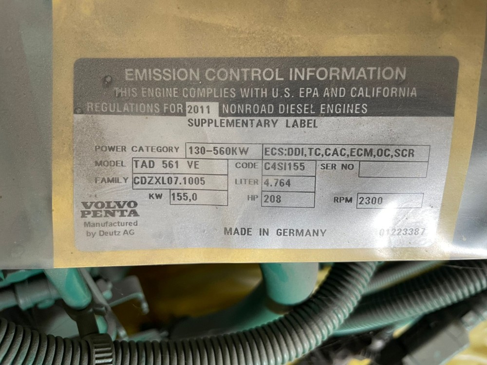 208 HP Volvo Penta #TAD561VE, industrial diesel engine, 155 KW / 208 HP - U.S. EPA LABEL - New Old Stock (NOS) - Image 5