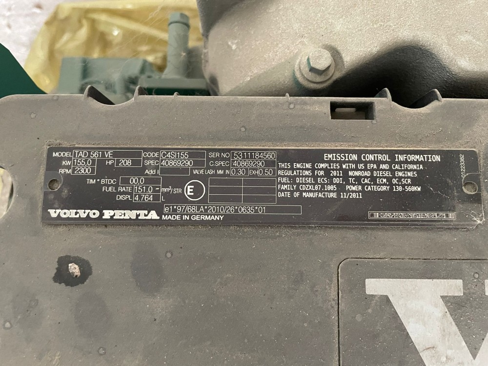 208 HP Volvo Penta #TAD561VE, industrial diesel engine, 155 KW / 208 HP - U.S. EPA LABEL - New Old Stock (NOS) - Image 6