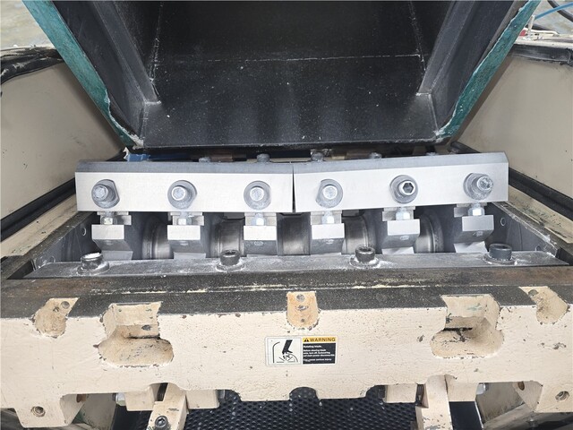 18" x 31" Rapid #CK1831, granulator, 50 HP motor - Image 8