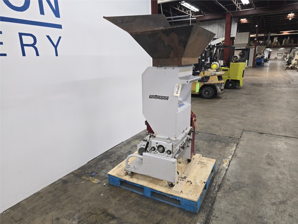 9" x 18" Wittmann #G-Max-33, granulator, 4 HP, 110 lb./hr., 9 knife staggered open rotor, 240 RPM, 230 V. - Image 9