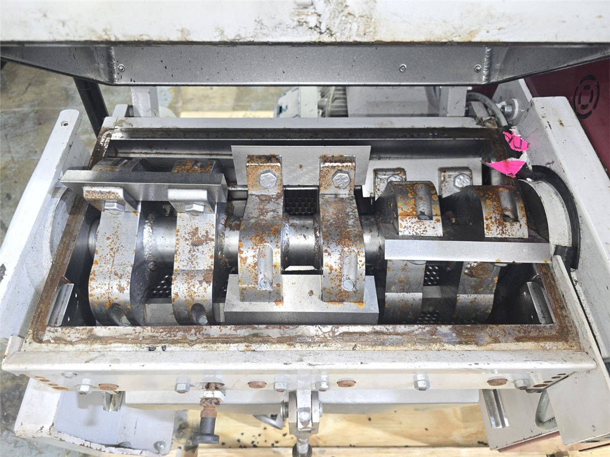 9" x 18" Wittmann #G-Max-33, granulator, 4 HP, 110 lb./hr., 9 knife staggered open rotor, 240 RPM, 230 V. - Image 10