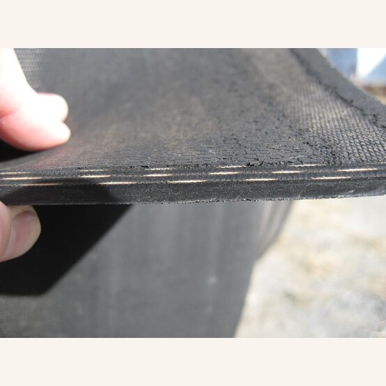 48" wide x 487' long Conveyor Belting, 3-Ply, 1/8" top, 1/16" bottom - Image 5