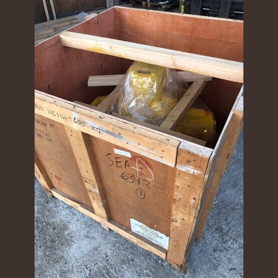 377.5 cu.in./rev KYB #Hydrostar-MRH-375-SW, Radial Piston LSHT Hydraulic Motor, 300 HP, 3570 psi, 60-120 RPM - Image 2