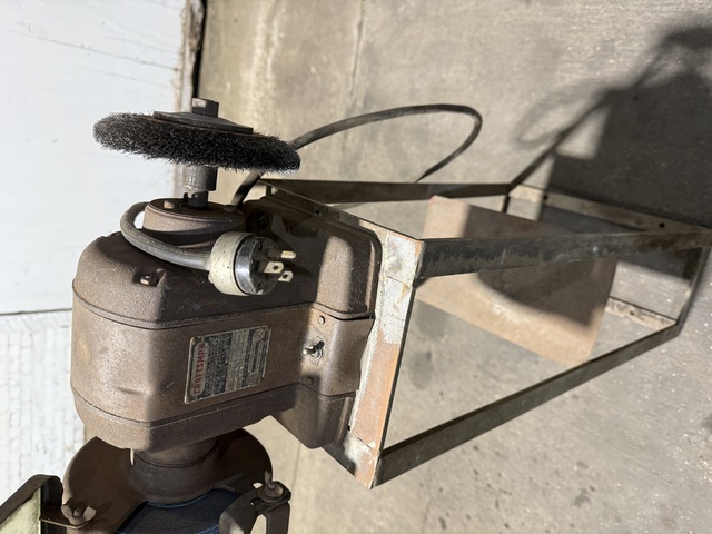 6" Craftsman #15/9500, wire/grinder, 1/4 HP, 110 V., 1-phase - Image 2