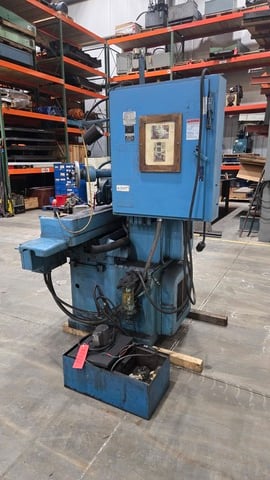 Gallmeyer & Livingston #270, Surface Grinder, 460 Volt, 3PH - Image 9