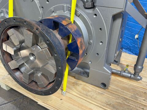 204 HP Nord #SK-12307V-LC-OSG-IEC315-315M/4-FOL100L/4-IT, Gear Reducer w/Motor, 88.55:1 Ratio, 2012 - Image 1