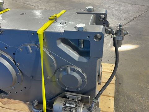 204 HP Nord #SK-12307V-LC-OSG-IEC315-315M/4-FOL100L/4-IT, Gear Reducer w/Motor, 88.55:1 Ratio, 2012 - Image 4