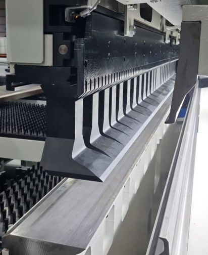 60" Erbend #PBC1520, CNC Motorized Folding Machine, 0.079" max. steel/galvanized thickness, 0.3 sec/bend - Image 3