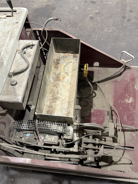 Powerboss #WS35E, Floor Sweeper - Image 2