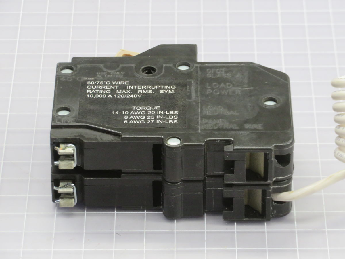 Eaton #CH230EPD, Thermal-Magnetic Circuit Breaker, LOT of 10, 2-Pole, 30A, 120/240 VAC, 10 kA - Image 2