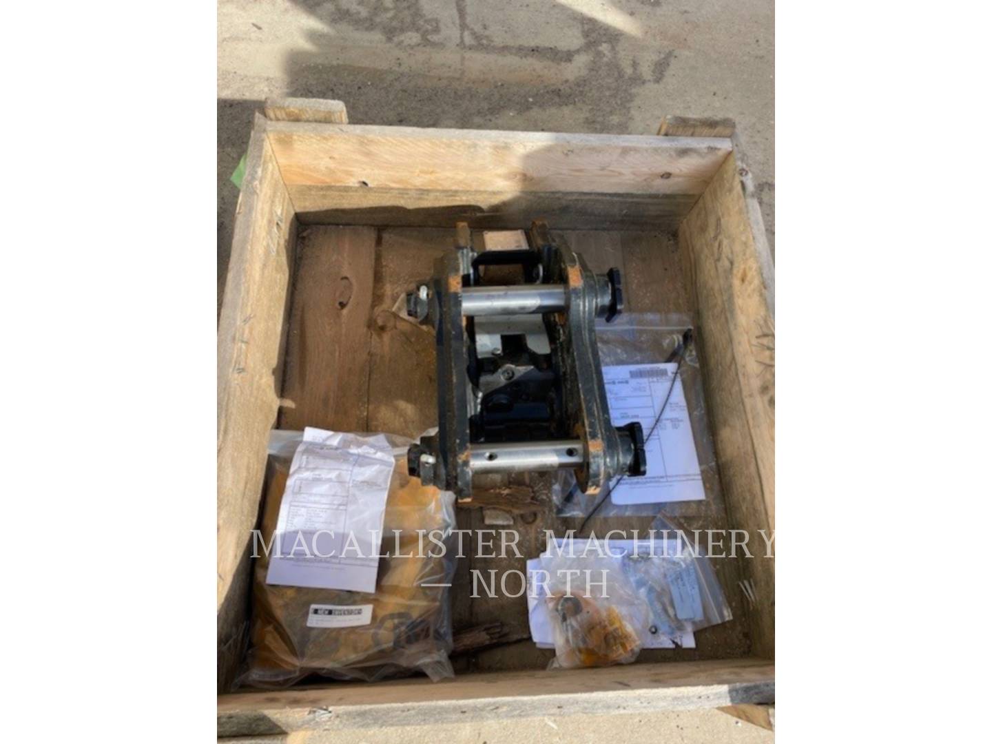 Caterpillar Work Tools (Serialized) 3TON HQC, Quick Coupler, S/N: 8118414-06, 2025 - Image 4