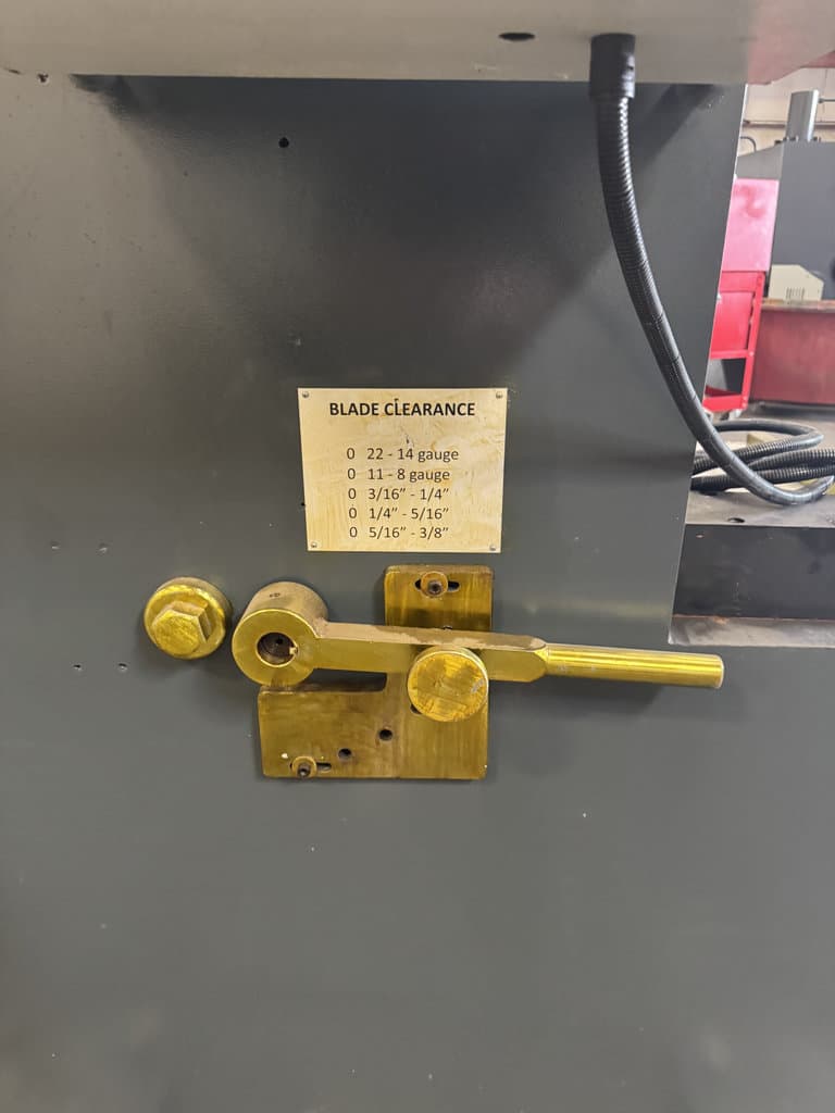Jay-Shree #KHVR-830, 3/8" x 10' guillotine shear with NC controlled back gauge, 17 hold downs, 2026 - Image 5