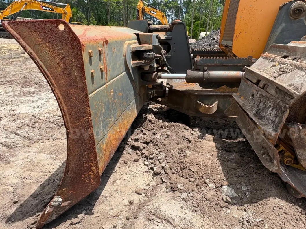 Case #850M-WT, Crawler Dozer, 6-way power angle tilt blade, 28" single-bar grouser, 3,200 hours, 2020 - Image 6