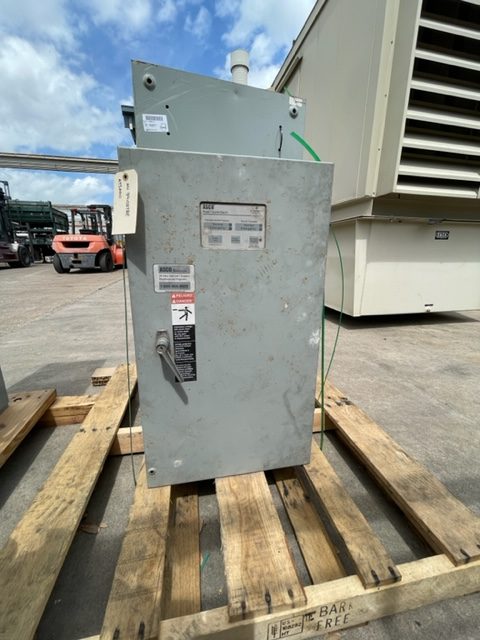 200 Amp. Asco #Series-300, transfer switch, 120/240 Volts, 3-phase, S/N 391057, NEMA 1 - Image 2