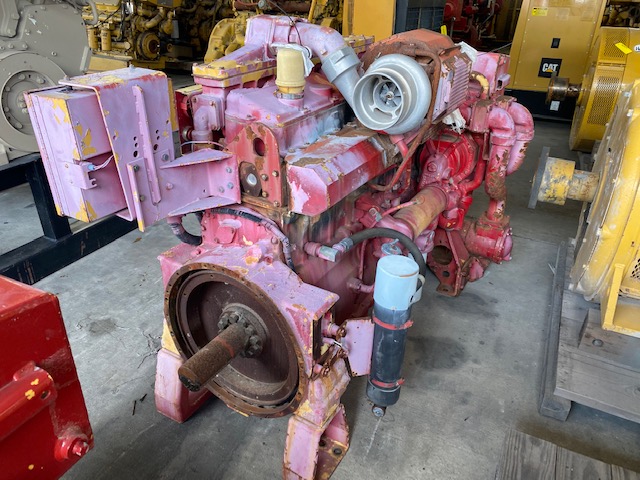 482 HP Caterpillar #3406, diesel marine engine, sound attenuated enclosure 1, hydromechanical governor, 1998 - Image 5