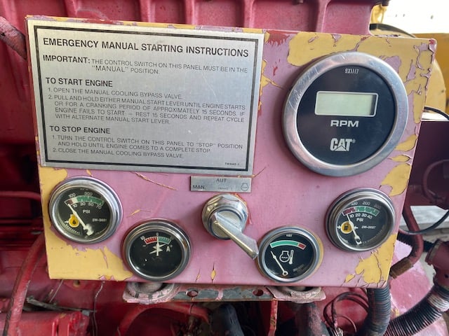482 HP Caterpillar #3406, diesel marine engine, sound attenuated enclosure 1, hydromechanical governor, 1998 - Image 8