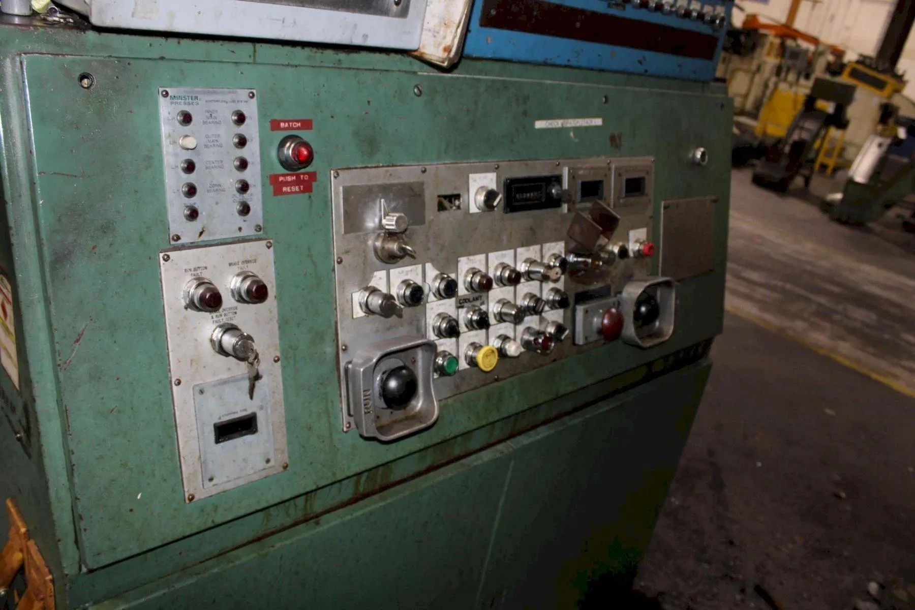 400 Ton, Minster, Straight Side Double Crank Press, 8" stroke, 38" shut height, 6" ram adjustment, 96" x 42" - Image 10