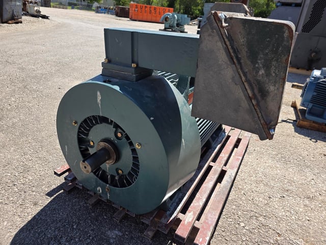 450 HP 1800 RPM Baldor Reliance, Frame 449TS, TEFC BB, 460 Volts - Image 1