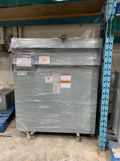 500 KVA 2400 Delta Primary, 600Y/346 Wye Secondary, Hammond, Isolation Type - Image 1