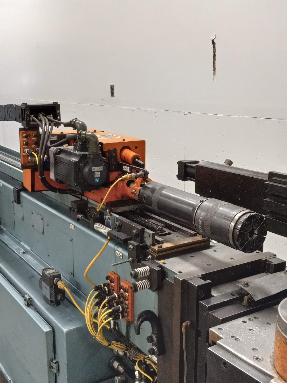 3" Eaton Leonard #VB300, CNC Tube Bender, hydraulic mandrel extractor - Image 4