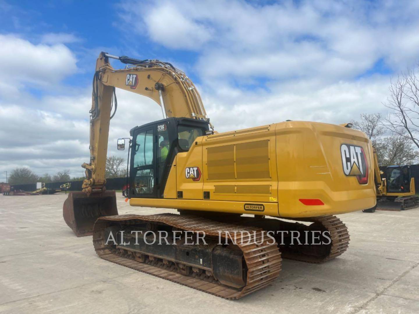 Caterpillar 336-08, 1104 hours, S/N: RDL20726, 2025 - Image 4