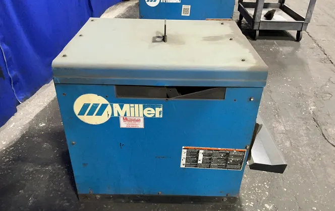 Miller #DELTA-FAB, CV/DC Welder, 375 Amps, 17.6 kW (2 available) - Image 8