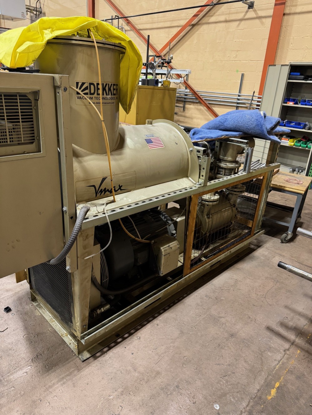 550 CFM, Dekker #V-MAX, Vacuum Pump - Image 1