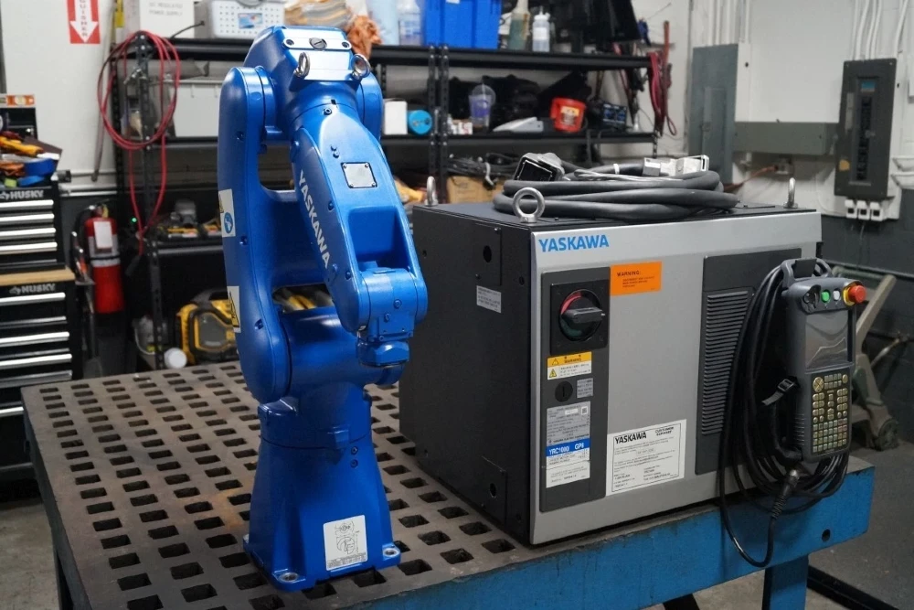 Yaskawa Motoman, GP8, Robot System w/ YRC1000 Control, tested, warranty, video - Image 1