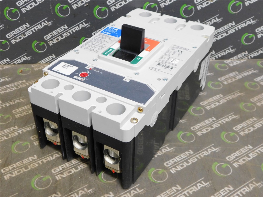 630 Amps, Eaton, L630C LGC3300FAG, LGC3630NN, 690V., 3 Pole, 300A Plug, 100kA AIC @ 480V., New - Image 5