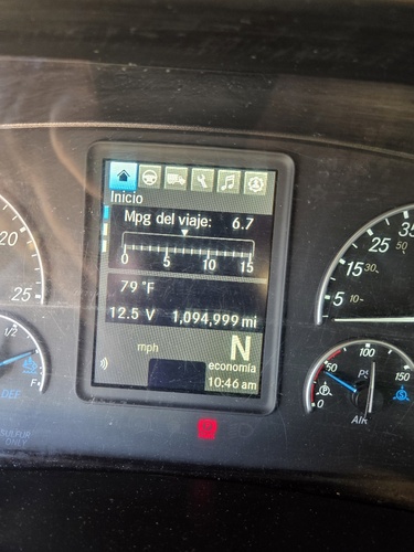 Freightliner #Cascadia-126, Sleeper Truck, Detroit DD15, DT12 Automatic, 72" Raised Roof, Tandem Axle, 2019 - Image 7
