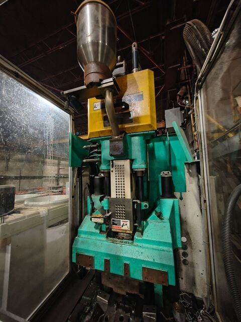 Arburg Allrounder #275V250-70, Vertical injection molding machine, 2009 - Image 6