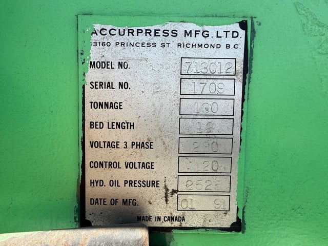 130 Ton, Accurpress #713012, CNC Hydraulic Press Brake, 12' overall, 124" between housing, 14" Open, 6" Shut - Image 2