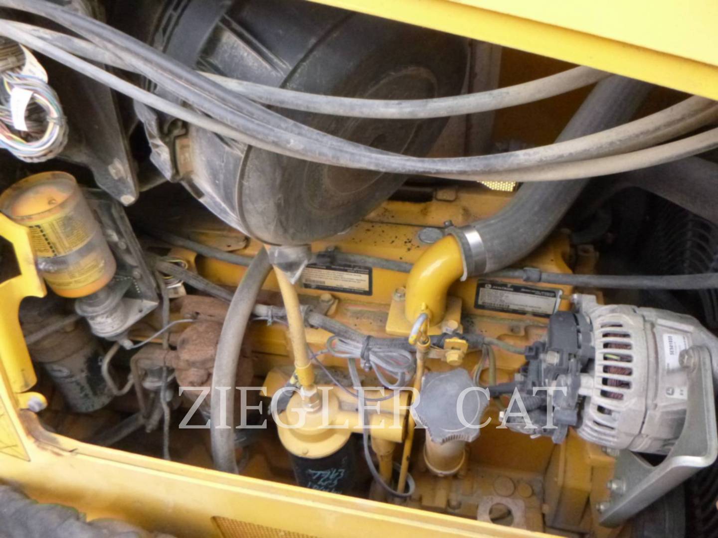 Deere & Co 700J LGP, 8113 hours, S/N: 1T0700JXVB0202272, 2011 - Image 7