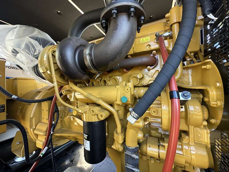 400 KW Caterpillar #D400GC, diesel generator set, 277/480 Volts, 609 HP @ 1800 RPM, C13 engine, EPA Tier 3 - Image 5
