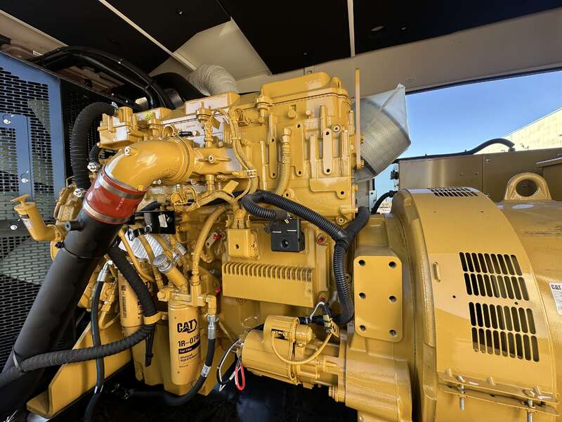 400 KW Caterpillar #D400GC, diesel generator set, 277/480 Volts, 609 HP @ 1800 RPM, C13 engine, EPA Tier 3 - Image 7