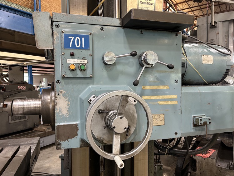 4" Nomura #B-100WR, table type horizontal boring mill, 55" x 63" built-in power rotary table, digital read - Image 5