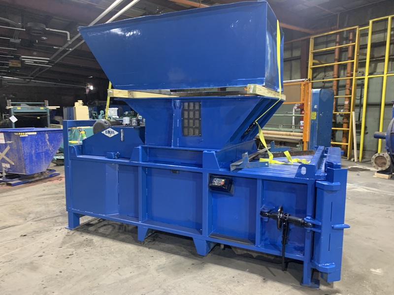 Excel #EX-60, horizontal closed door baler, 20 HP, (2) 6" cylinders, 54" W x 35" L feed opening - Image 6