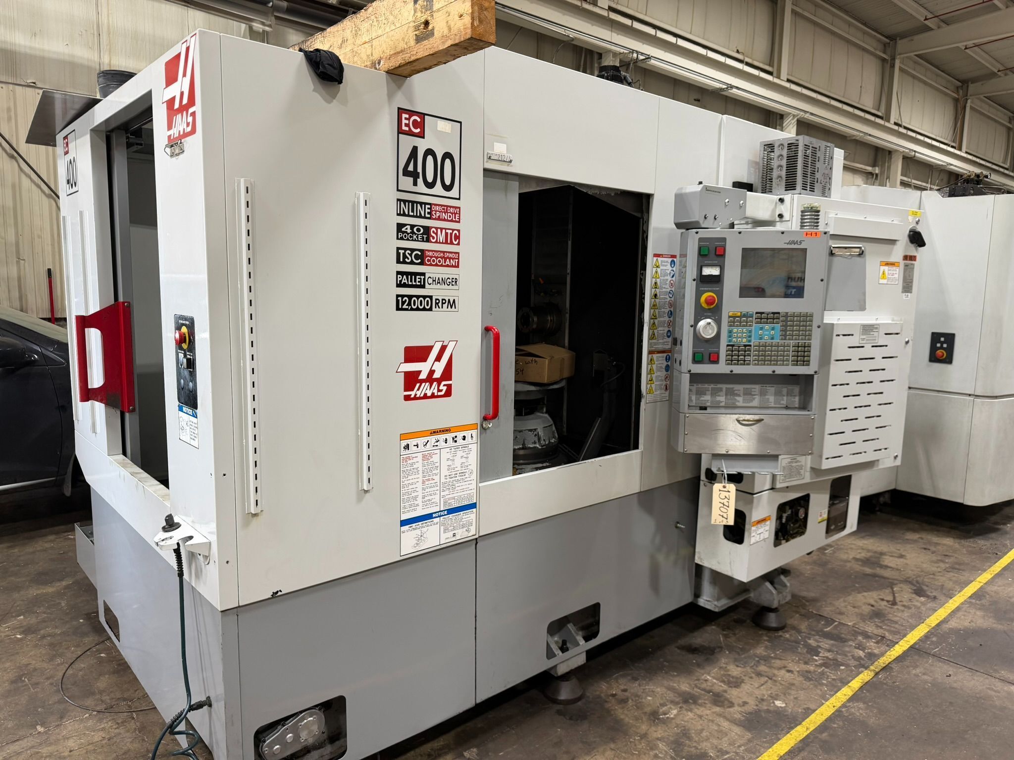 Haas #EC-400, 4-axis horizontal machining center, 20" X/20" Y/20" Z, 12000 RPM, 40 automatic tool changer - Image 1