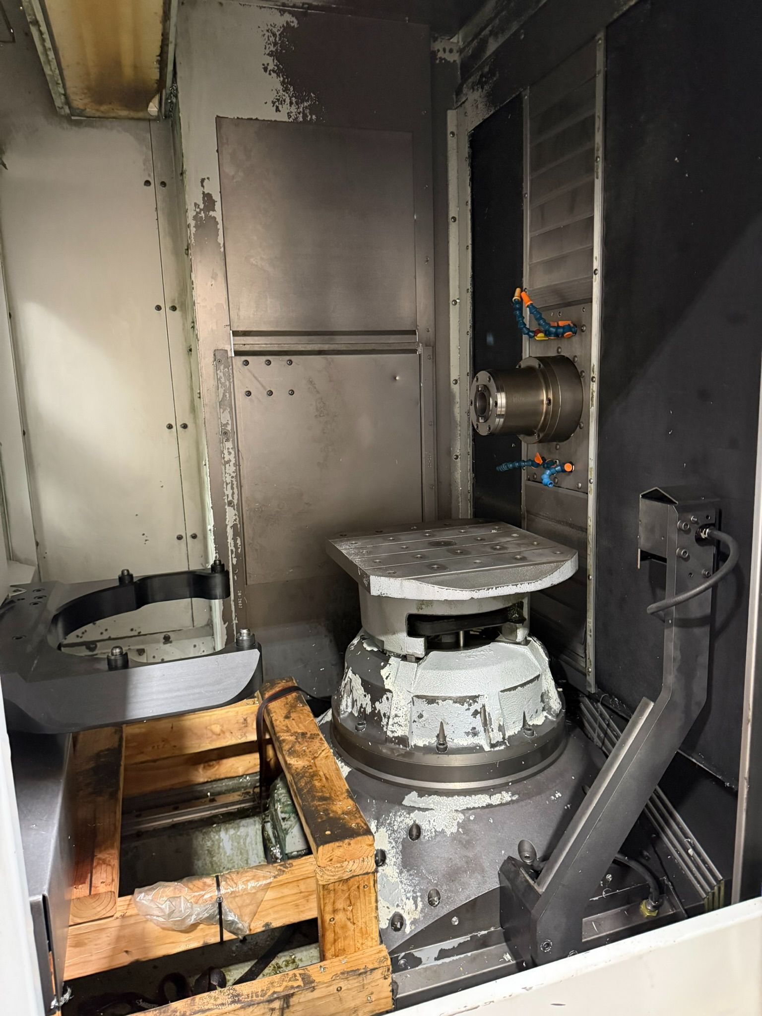 Haas #EC-400, 4-axis horizontal machining center, 20" X/20" Y/20" Z, 12000 RPM, 40 automatic tool changer - Image 4