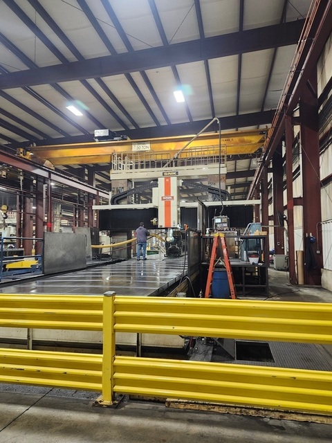 SNK #RB-7VM, CNC gantry machining center, 324" X Travel, 177.1" Y Travel, 23.6" Z, 4,500 RPM, 60 automatic - Image 8