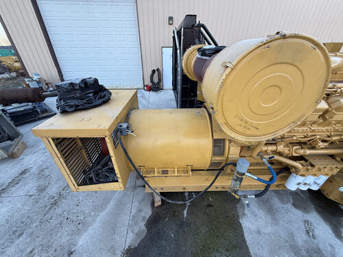 1,500 KW Caterpillar #3516, diesel generator set, 480V., 3-Ph., 60 Hz, standby, open skid, 119,295 hours, 1992 - Image 7