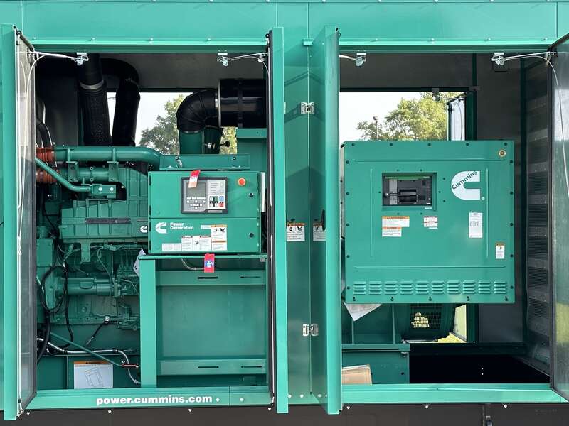 1000 KW Cummins #DQFAD, diesel generator set, 277/480 Volts, 3-Ph., 60 Hz, standby, sound attenuated - Image 8