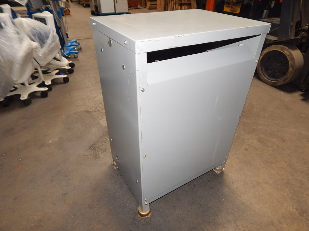 75 KVA 480 Primary, 208Y/120 Secondary, Challenger 752-415, dry type transformer, 3 Phase - Image 3
