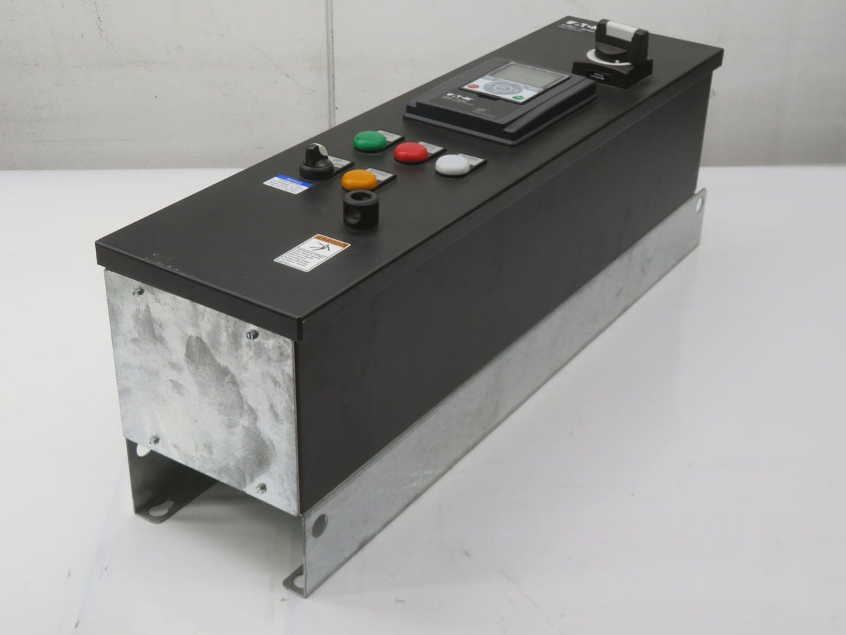 3 HP Eaton, HMX01131NAM1, Variable Frequency Drive, 208 Volts Input, 11 Amps Output - Image 1