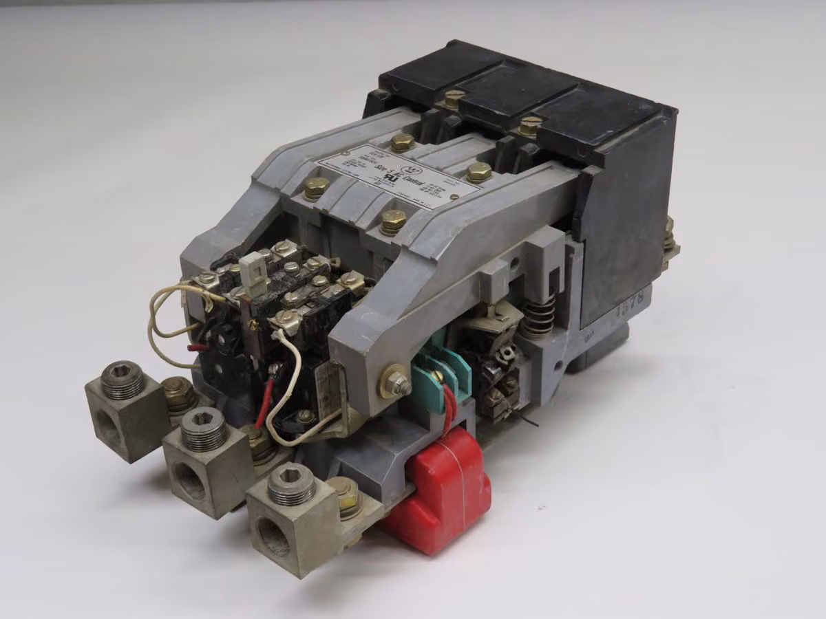 270 Amps, Westinghouse, 2050A15G16, starters, 200 HP, 600 Volts - Image 2
