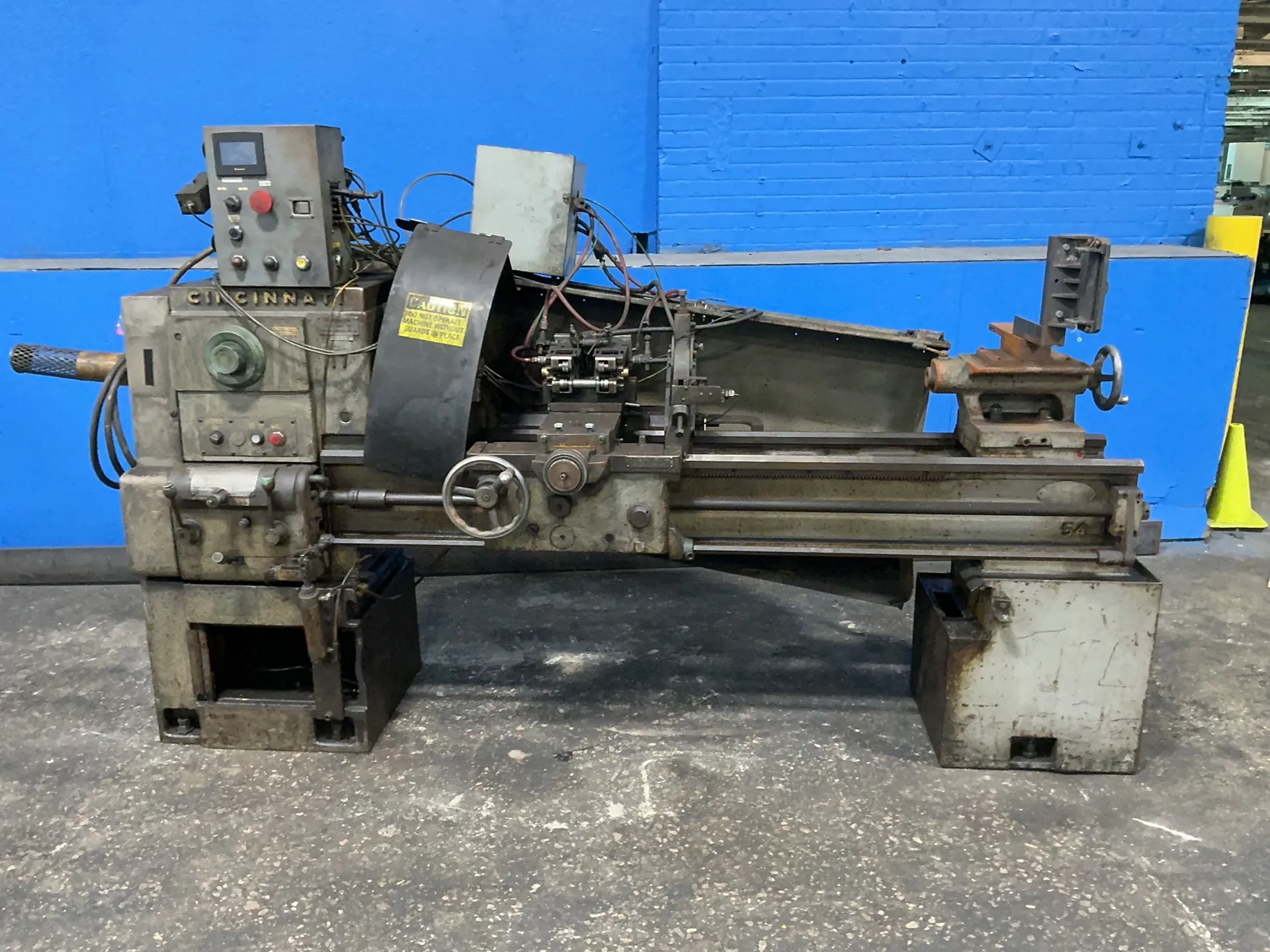 15" x 71" Cincinnati, Engine Lathe, 5 HP, 6.5" 3-Jaw Chuck, 1" Bore, 440 V. - Image 5
