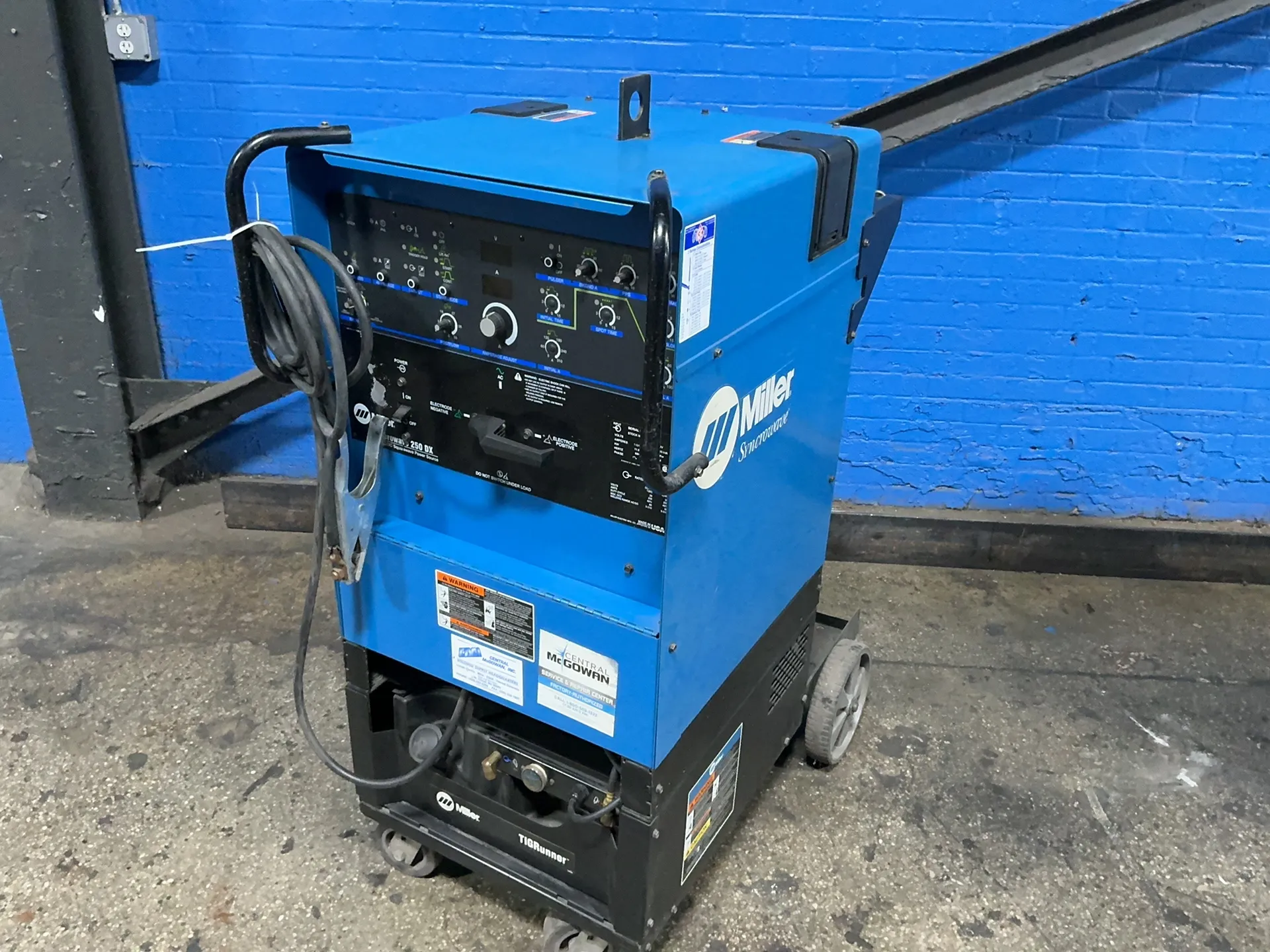 Miller #Syncrowave-250DX, AC/DC Tig Welder, 250 Amp., 200/230/460 V. (4 available) - Image 3