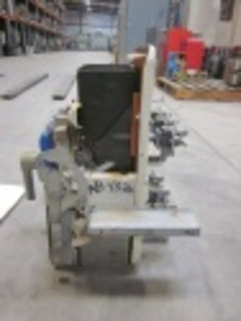 600 Amps, General Electric, AK-2-25-2, manually operated, drawout, #AB4320 - Image 5